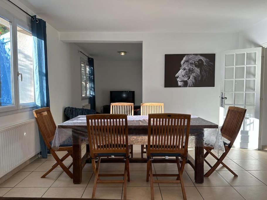 La Maison De Pierres Onches *